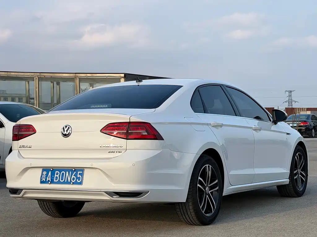 Volkswagen Lamando — миниатюра 4