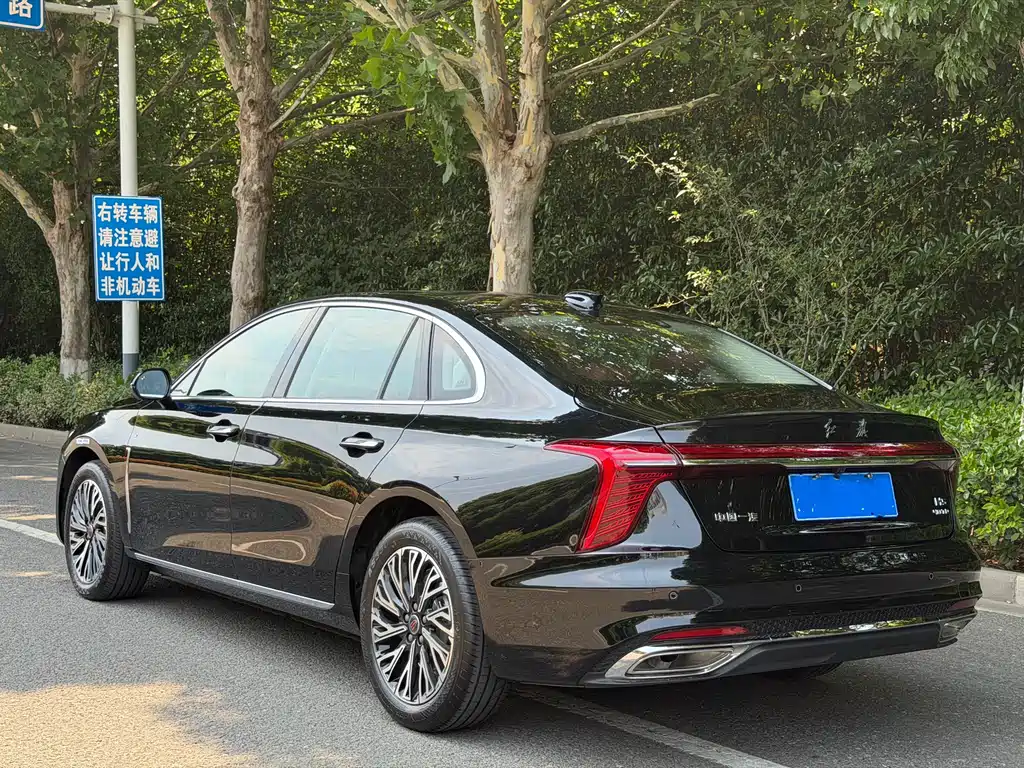 Hongqi H5 — фотографии объявления, Фото 19