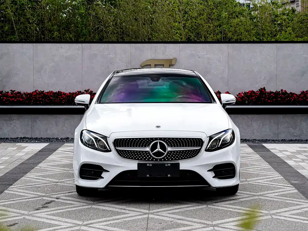 Mercedes-Benz E-Class E 2019 E 200 4MATIC
