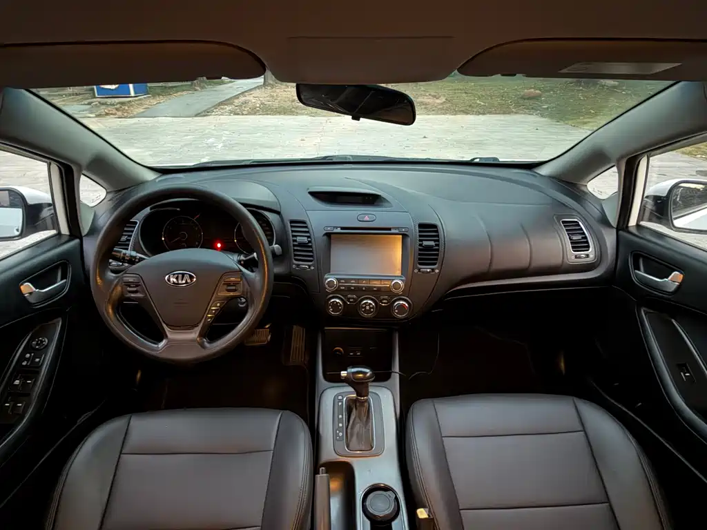 Kia K3 — миниатюра 6