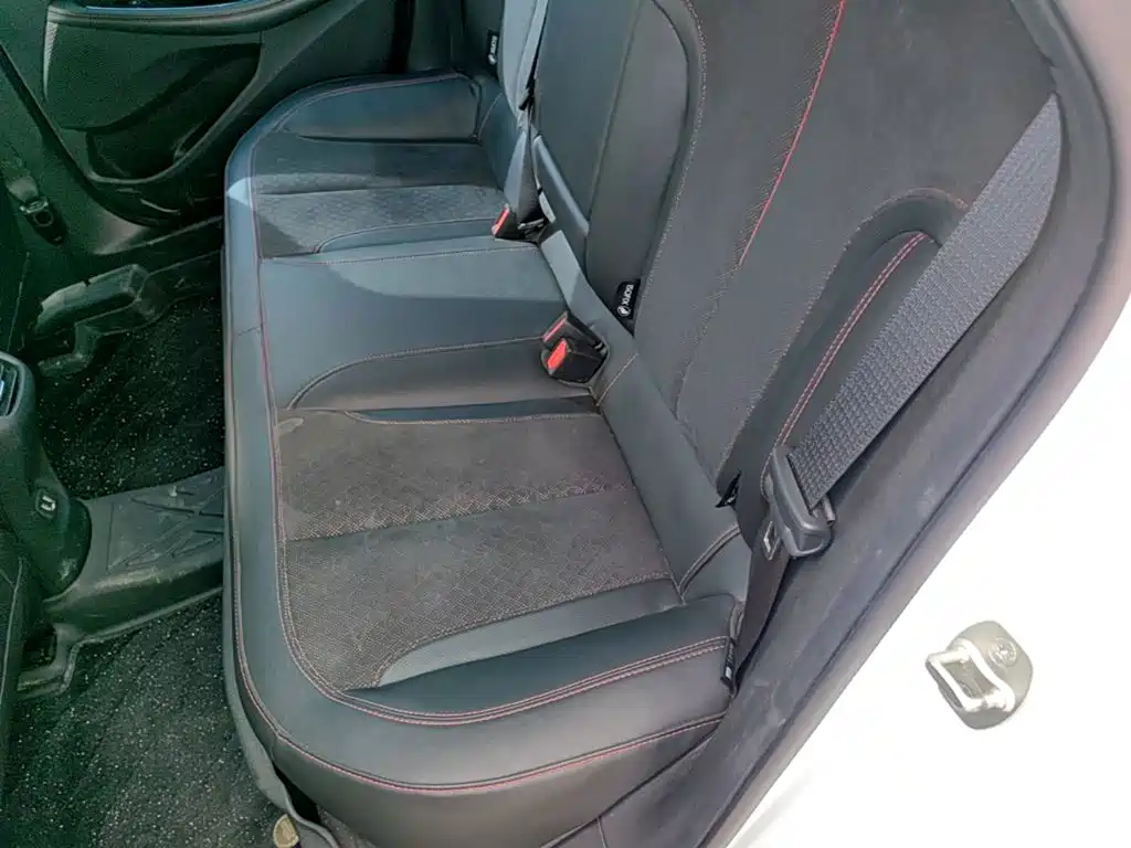 Buick Verano — миниатюра 17