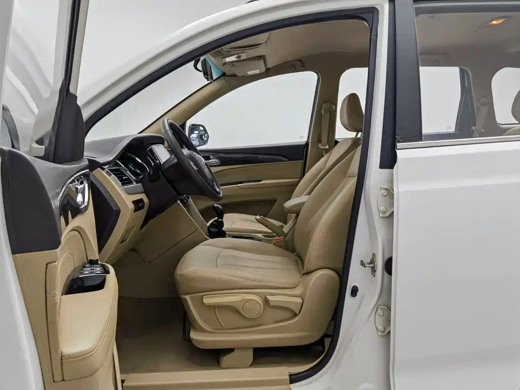 Baojun 730 — миниатюра 10