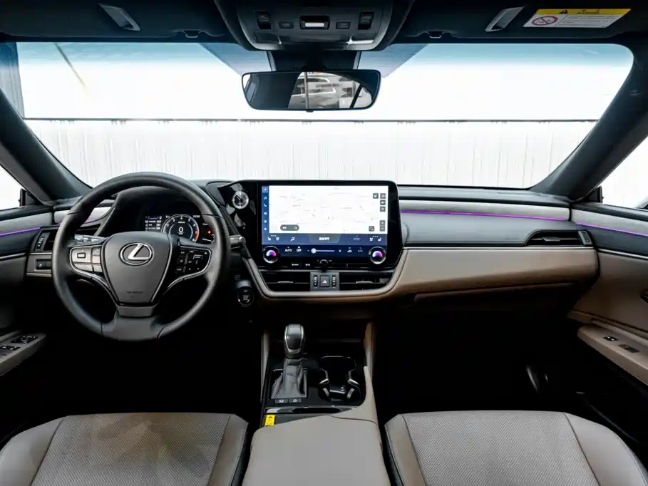 Lexus ES — миниатюра 15