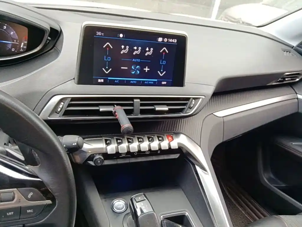 Peugeot 5008 — миниатюра 13