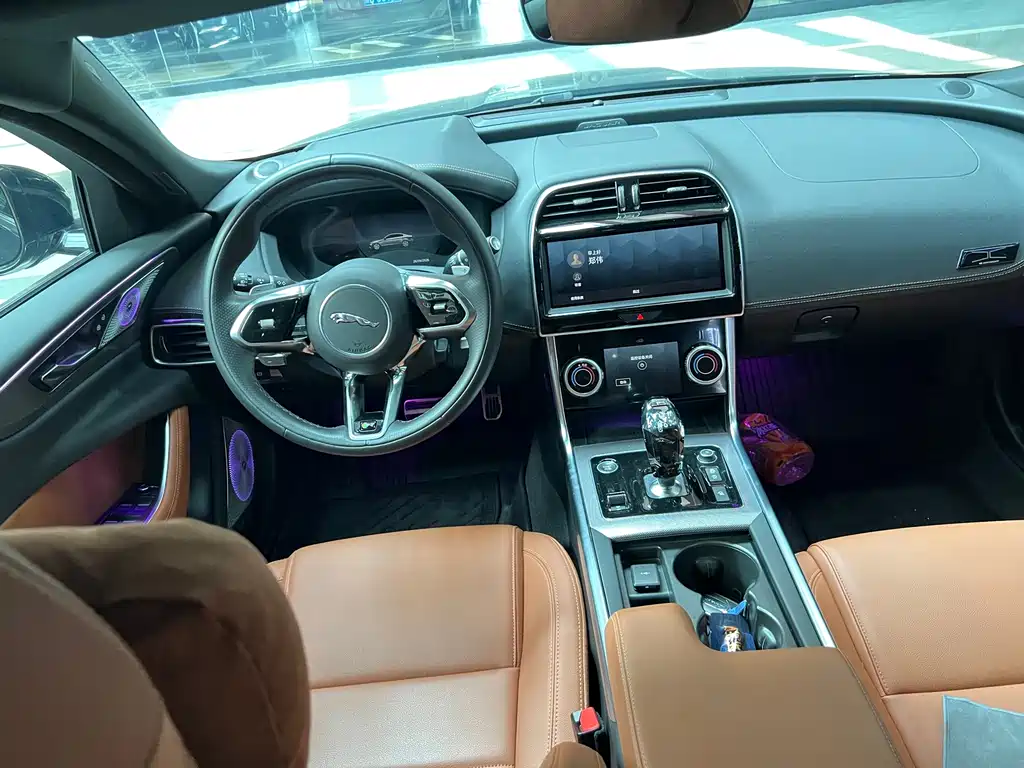 Jaguar XEL — миниатюра 6