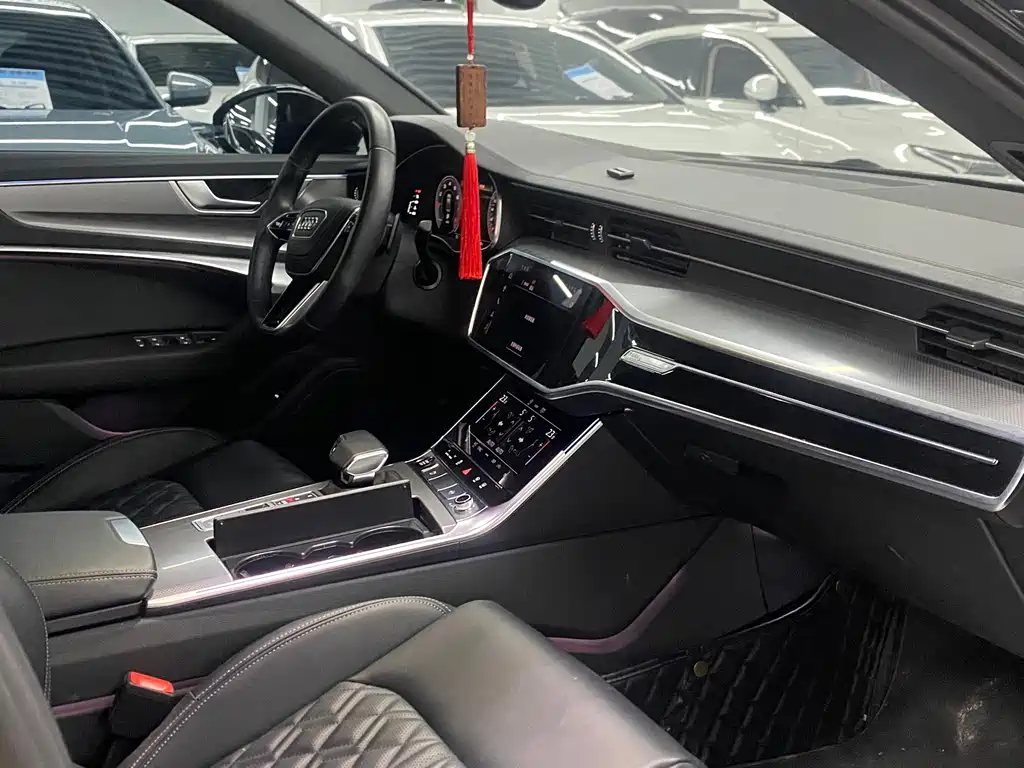 Audi A6L — миниатюра 8