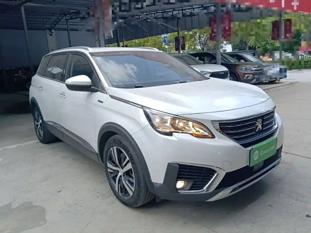 Peugeot 5008 — миниатюра 4
