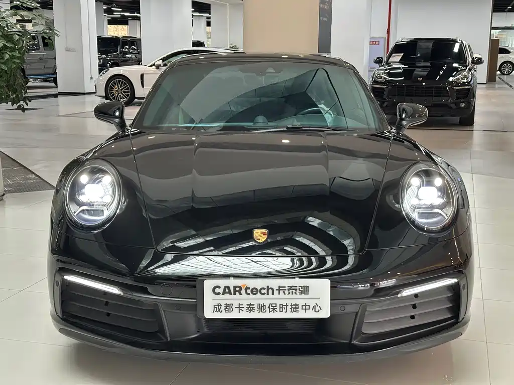Porsche 911 2023 Carrera 4 3.0T