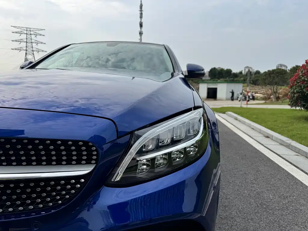 Mercedes-Benz C-Class — миниатюра 32