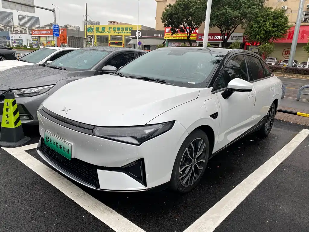 XPeng P5 2023