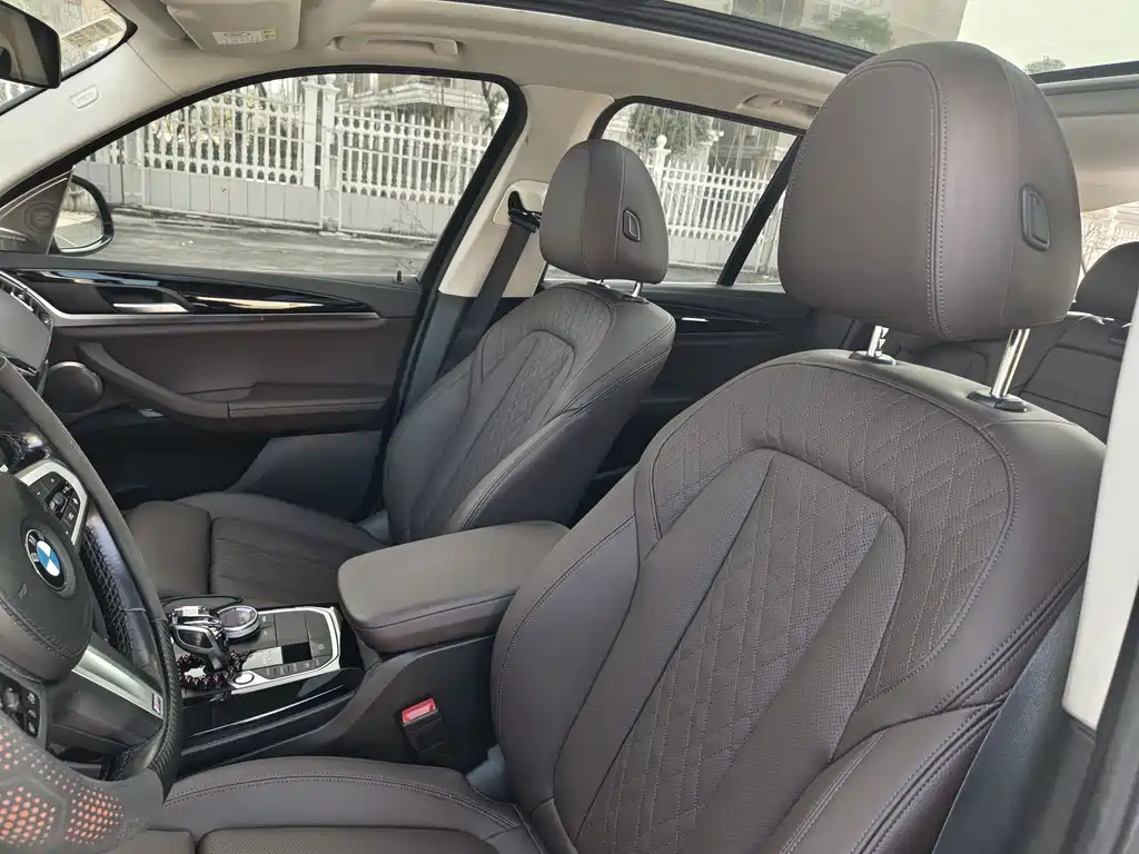 BMW X3 — миниатюра 26