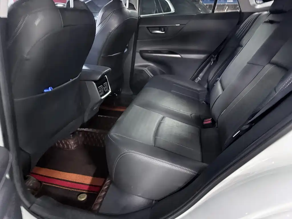 TOYOTA LING FANG HARRIER