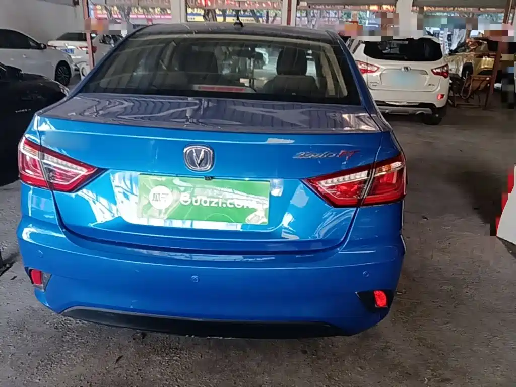 Changan Eado DT — миниатюра 6