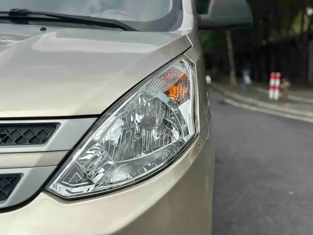 Wuling Rongguang V — миниатюра 11