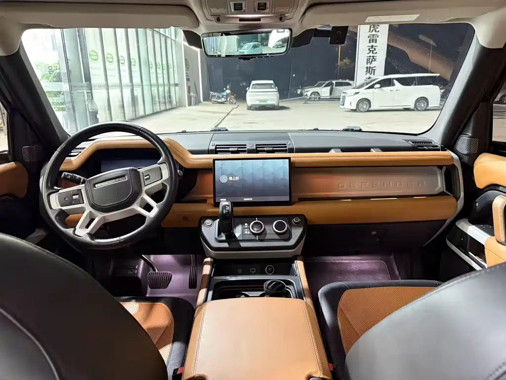 Land Rover Defender — миниатюра 5