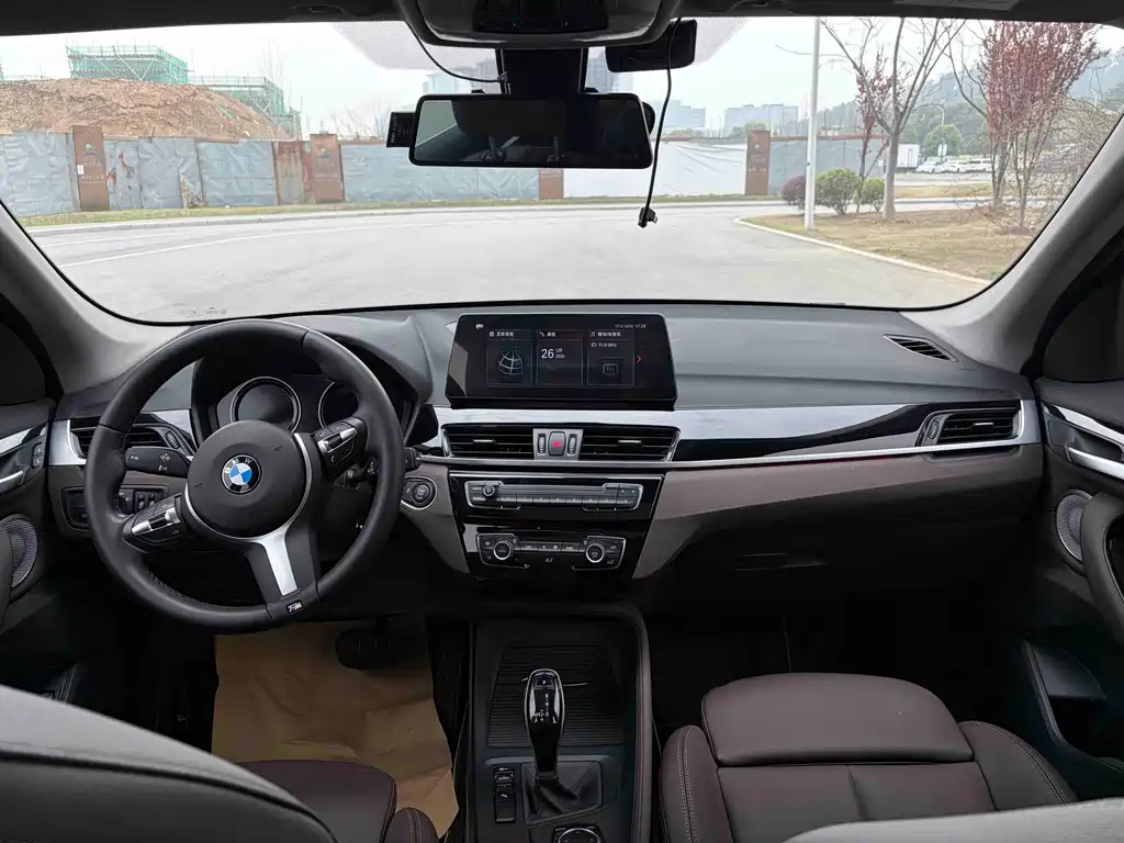 BMW X1 2022 sDrive25Li Lead