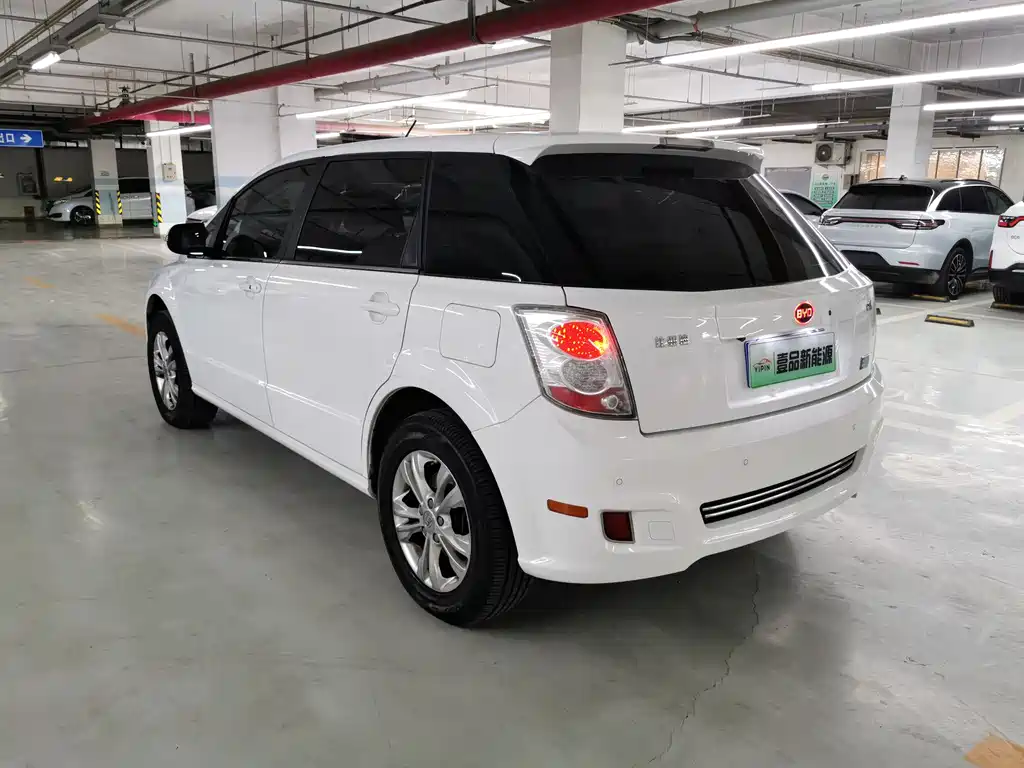 BYD e6 — миниатюра 10