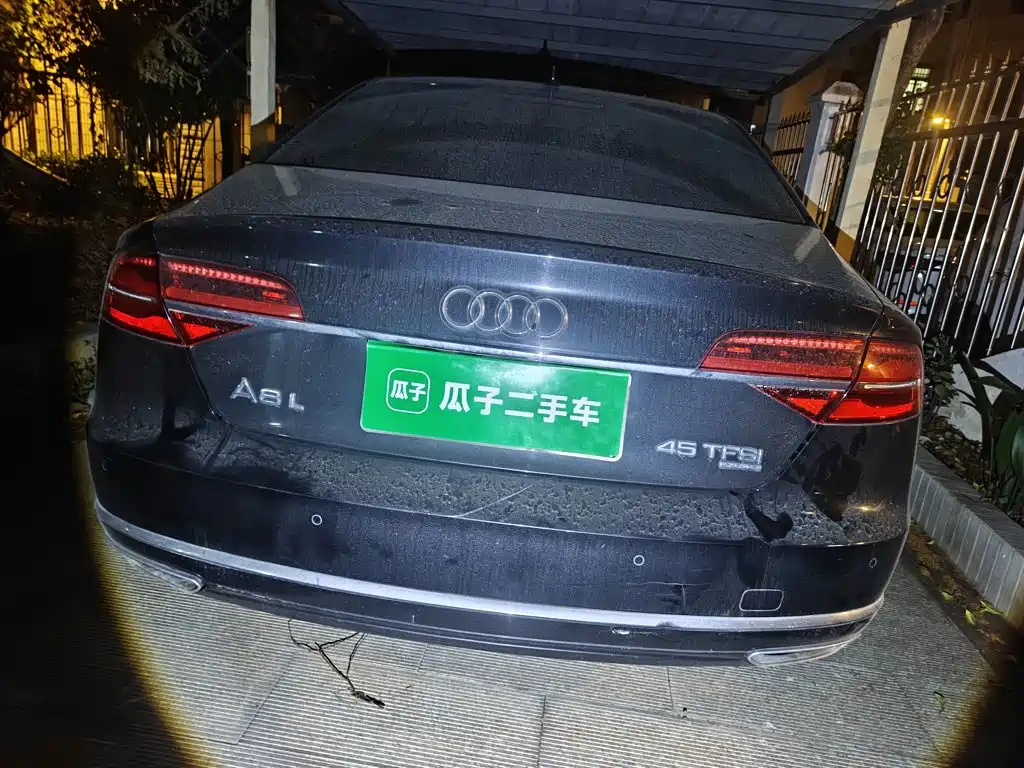 Audi A8 — миниатюра 3