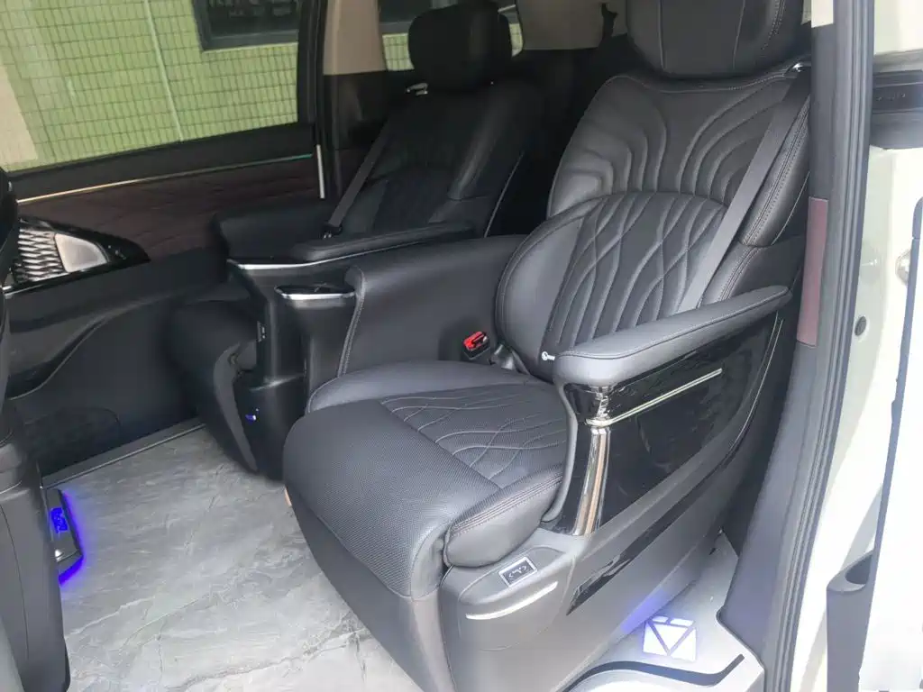 GAC Motor Trumpchi M8 — миниатюра 15