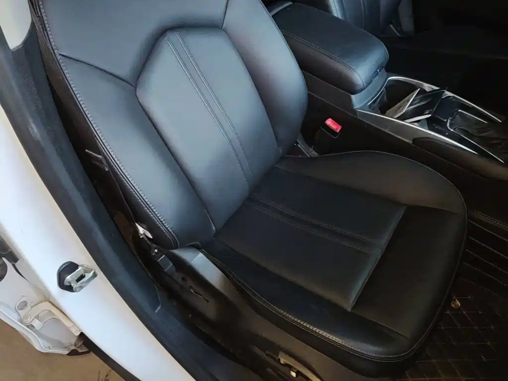 Cadillac SRX — миниатюра 25