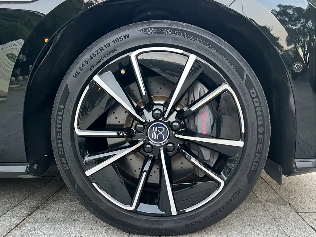 BYD Han — миниатюра 14