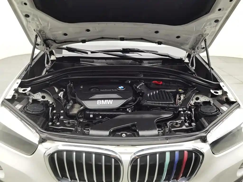 BMW X1 — миниатюра 6