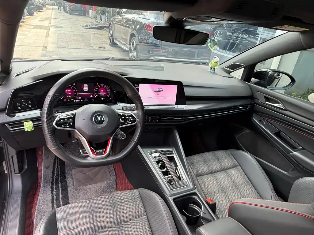 Volkswagen Golf GTI — миниатюра 8