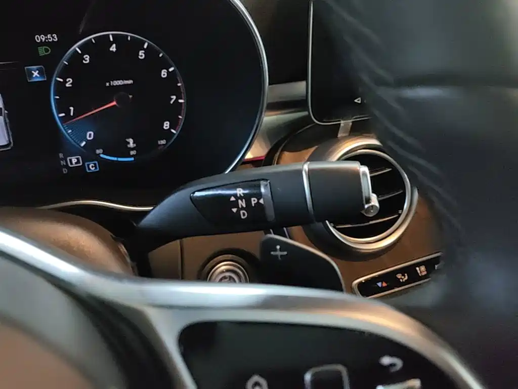 Mercedes-Benz GLC — миниатюра 14