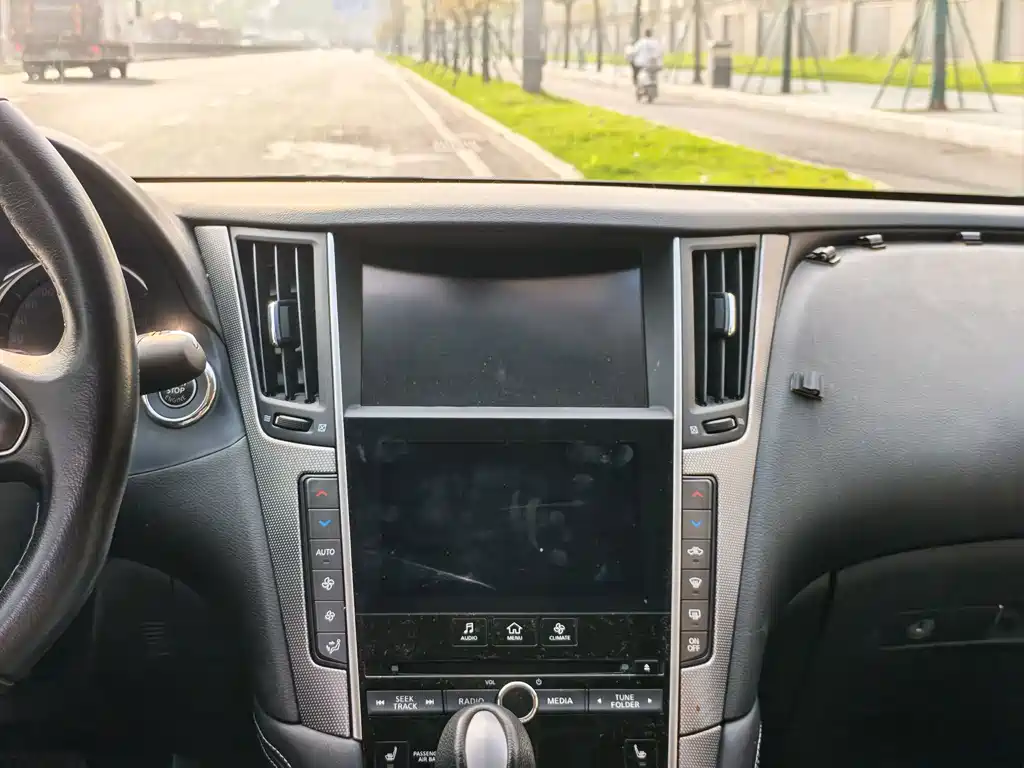 Infiniti Q50 — миниатюра 18