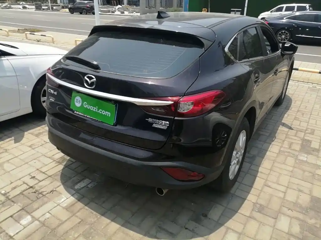 Mazda CX-4 2018 2.0L AT V