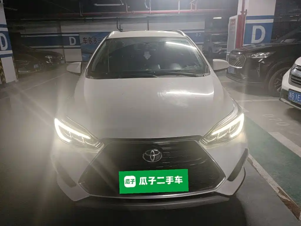 Toyota Yaris L — миниатюра 2