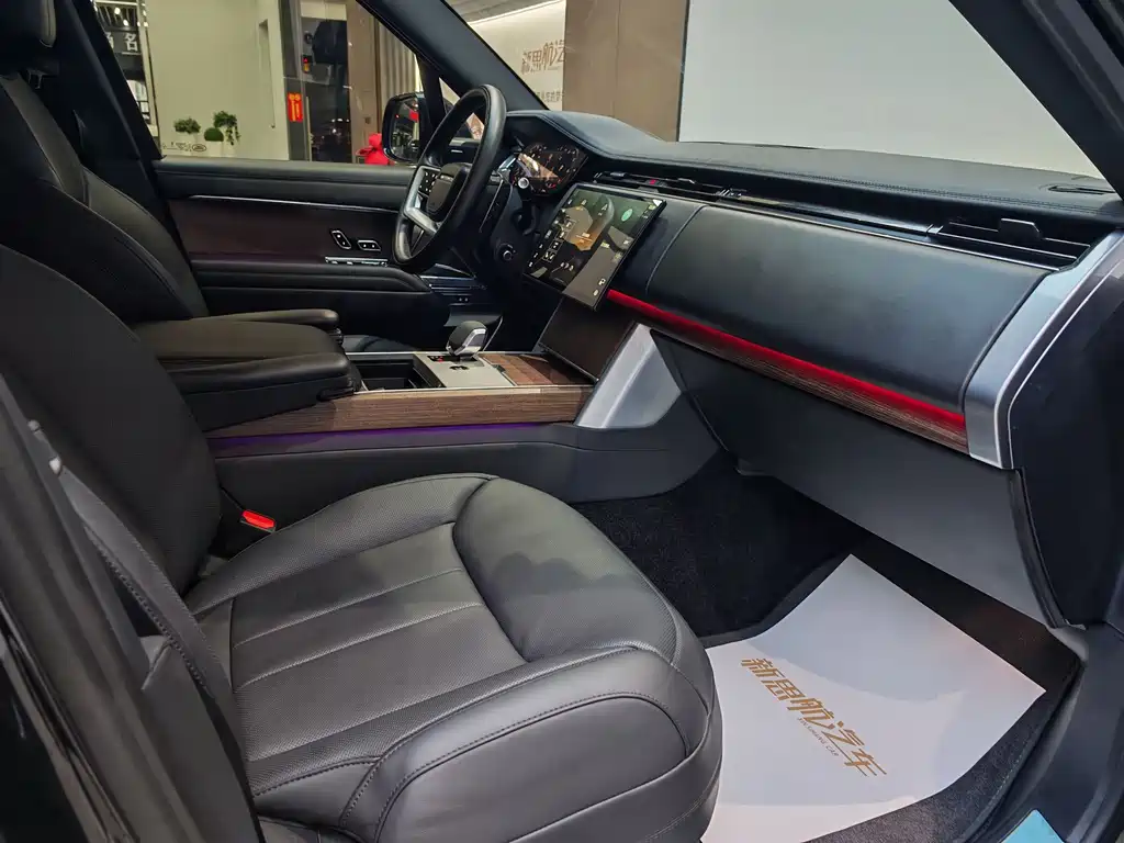 Land Rover Range Rover — миниатюра 12