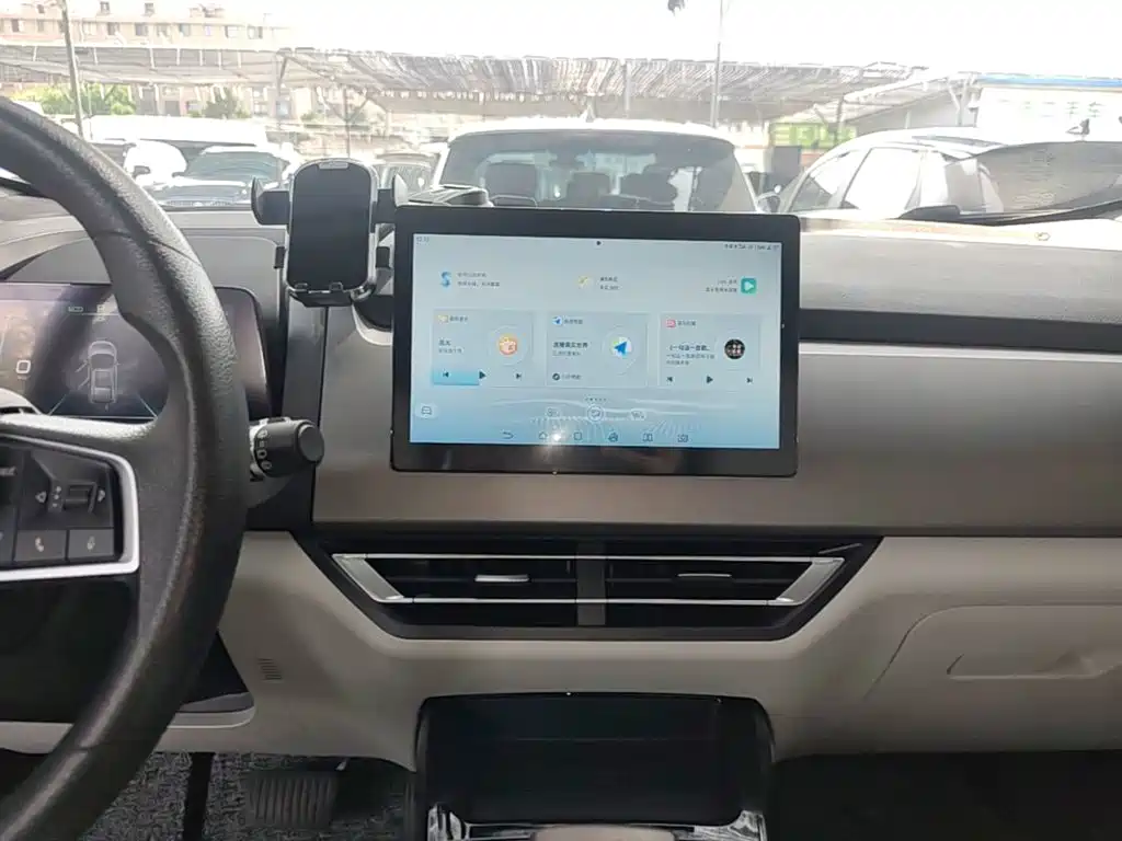 BYD Yuan Pro — миниатюра 13