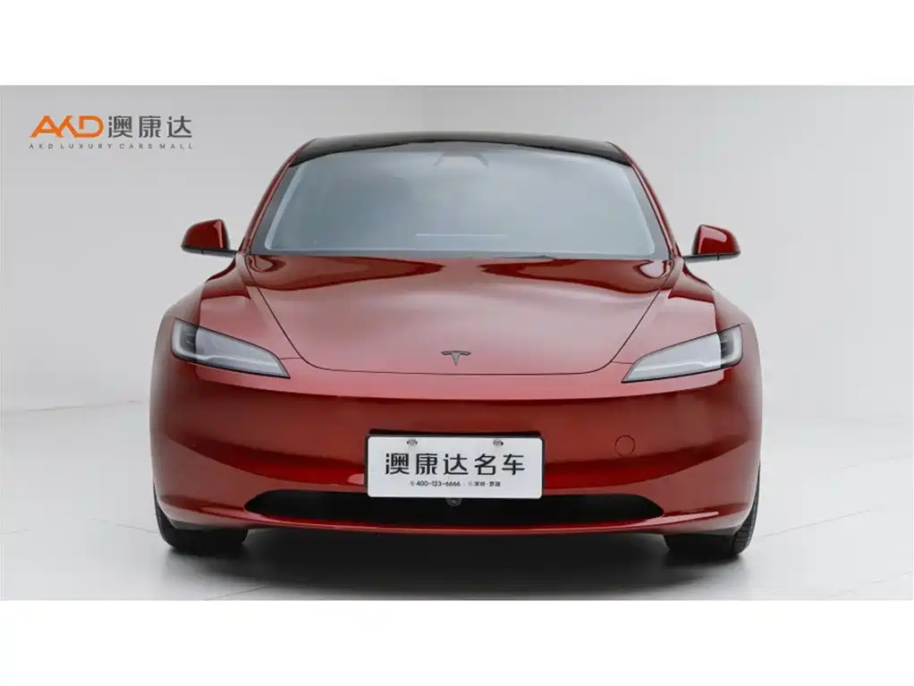 Tesla Model 3 — миниатюра 2