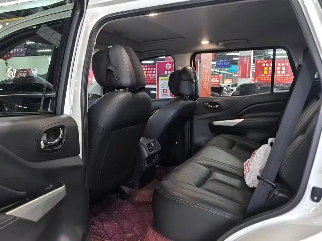 Nissan Terra 2020 2.5L XL Upper AT Luxury