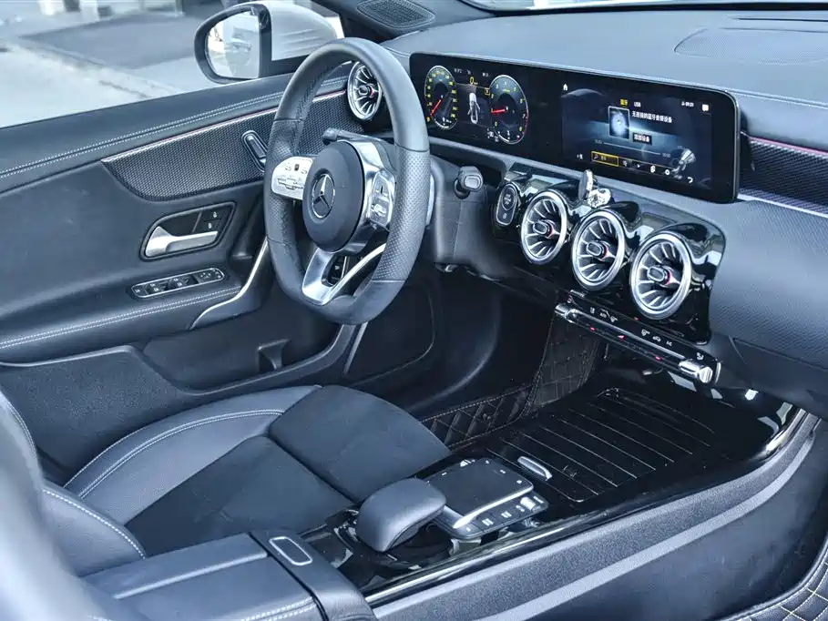 MERCEDES-BENZ A CLASS