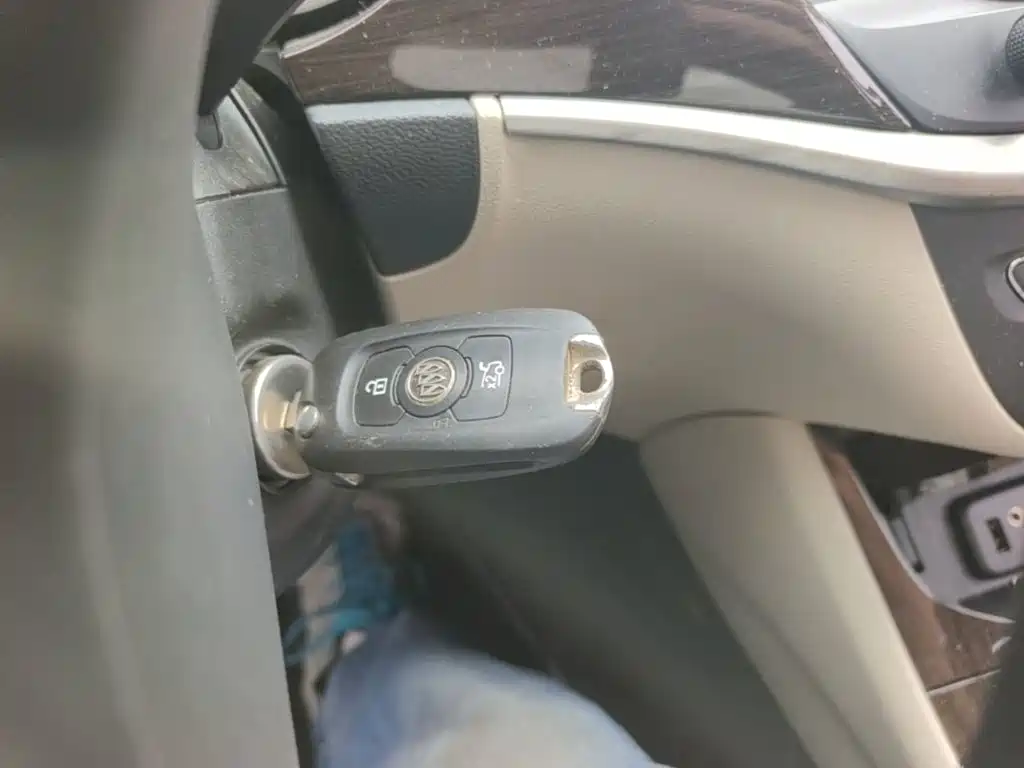 Buick Verano — миниатюра 9