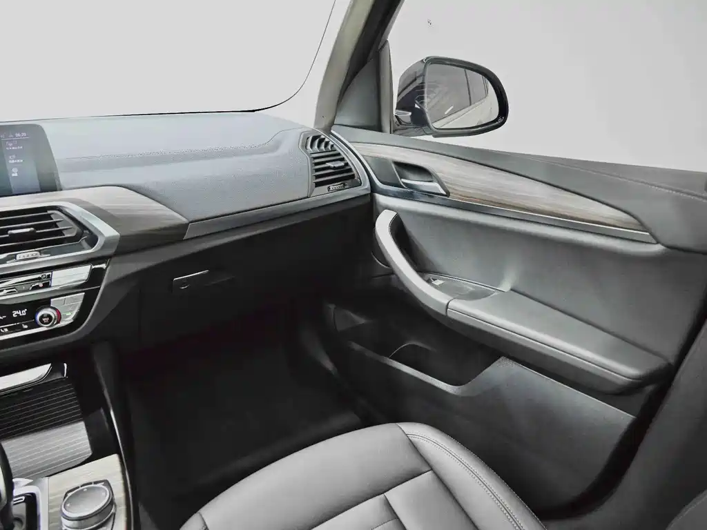 BMW X3 — миниатюра 36