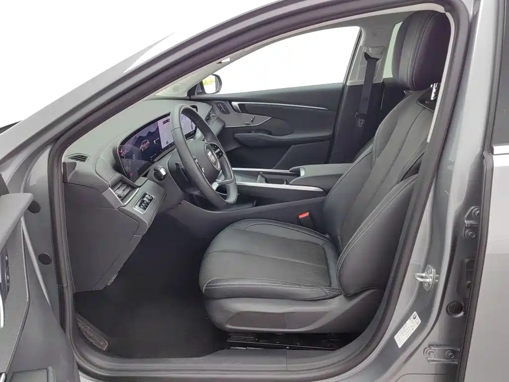 Buick LaCrosse — миниатюра 10