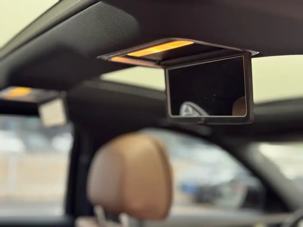 Mercedes-Benz E-Class New Energy — миниатюра 26