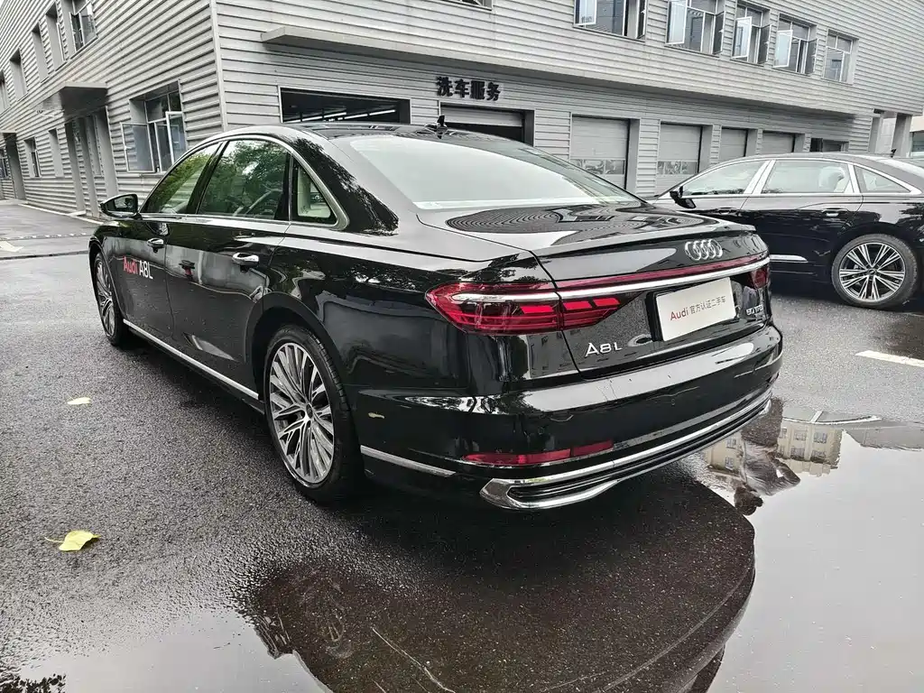 Audi A8 2024 A8L 50 TFSI quattro Premium