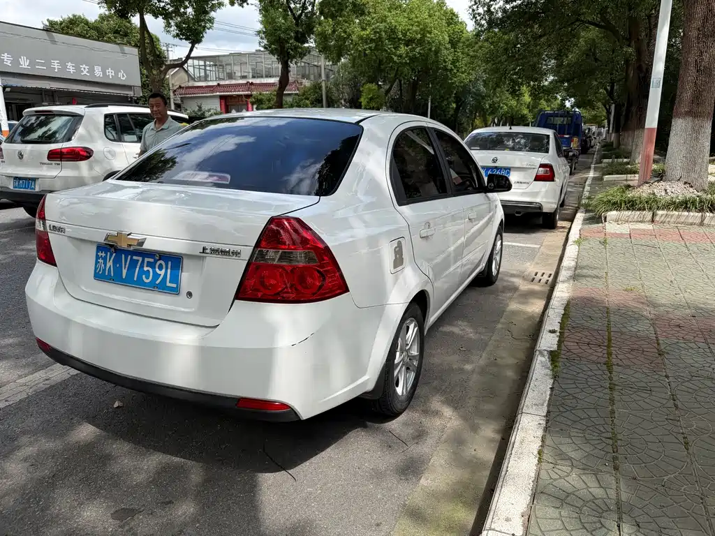 Chevrolet Lova — миниатюра 3