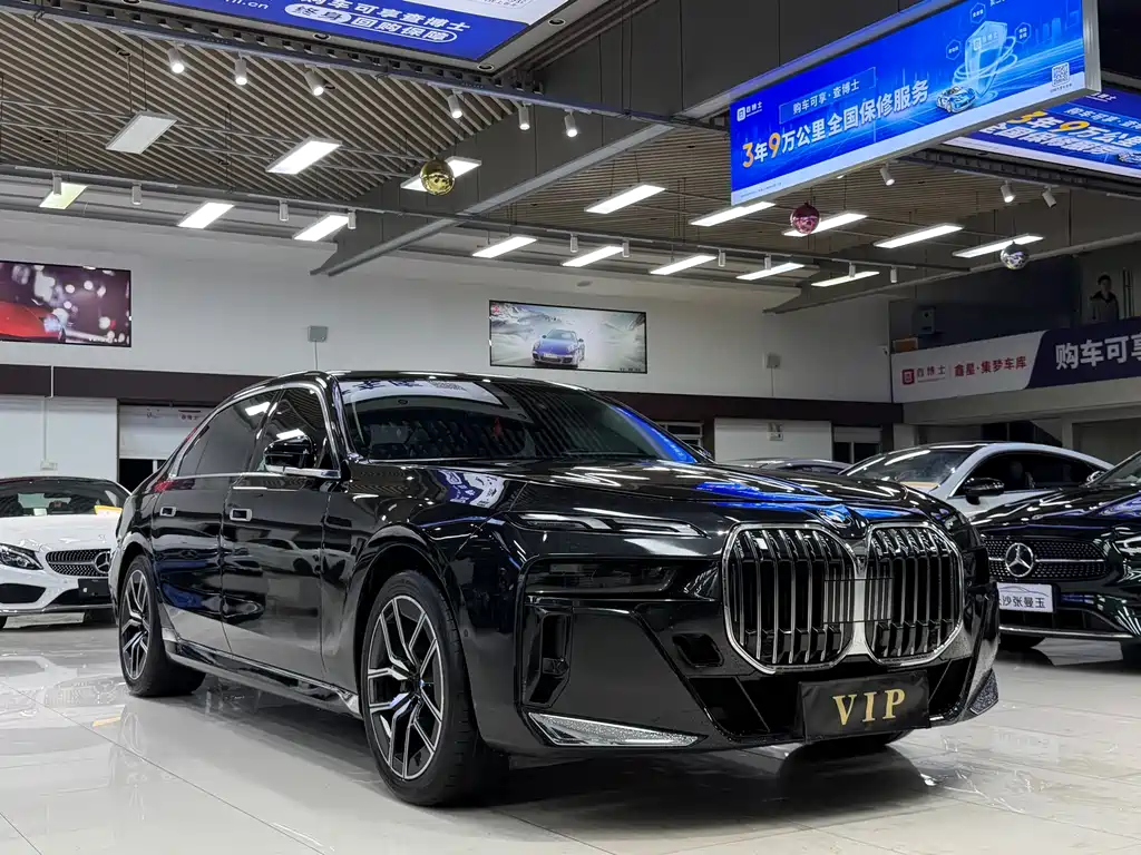 BMW 7 Series 7 2023 735Li M Sport
