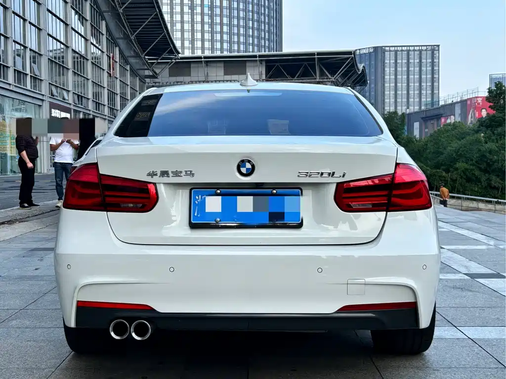 BMW 3 Series — миниатюра 5