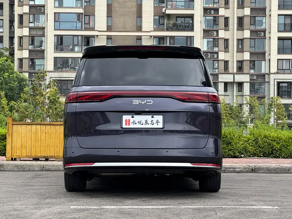 BYD Xia — миниатюра 13