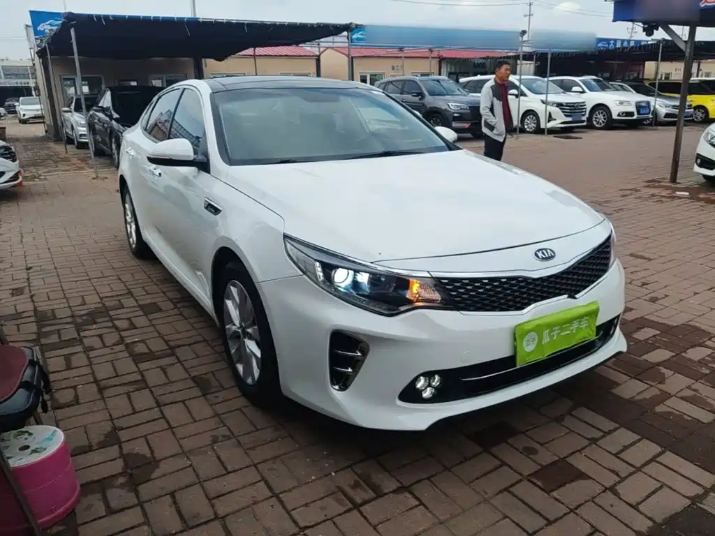 Kia K5 — миниатюра 4