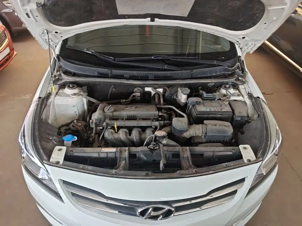 Hyundai Verna — миниатюра 20