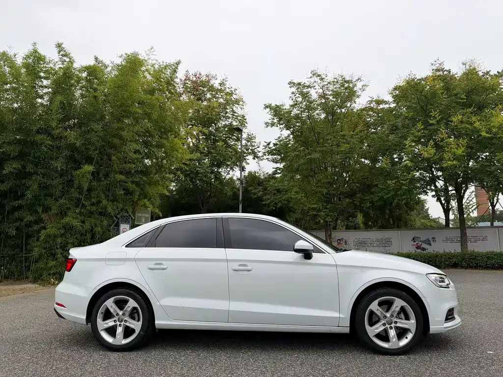 Audi A3 — миниатюра 3