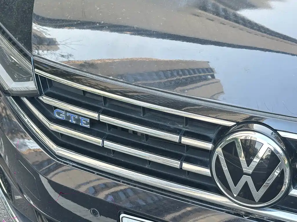 VOLKSWAGEN MAGOTAN GTE PLUG IN HYBRID