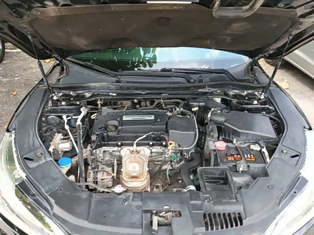 Honda Accord — миниатюра 20